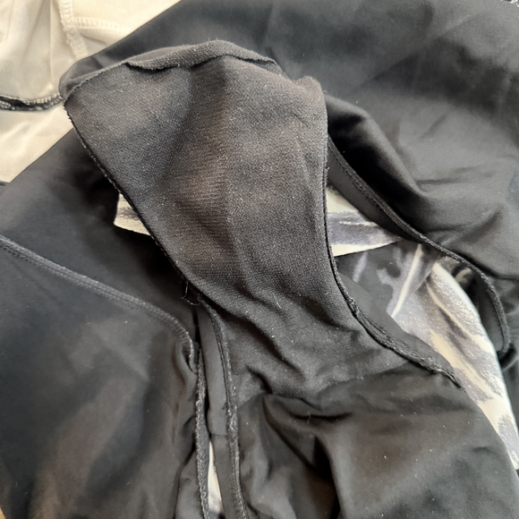 Full coverage C-Cup B-Cup padded one piece swimwear swimsuit that hides tummy - Picture 6 of 6